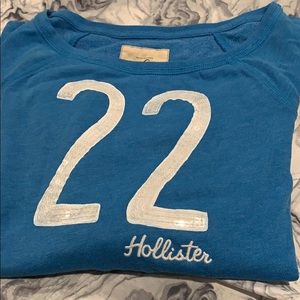Hollister off the shoulder sweat shirt!!